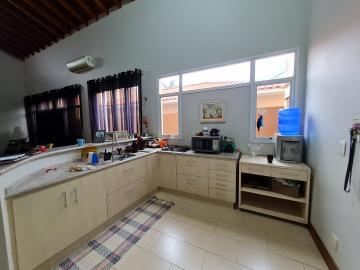 Alugar Residenciais / Casas em Santa Cruz do Rio Pardo R$ 3.800,00 - Foto 13