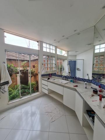 Alugar Residenciais / Casas em Santa Cruz do Rio Pardo R$ 3.800,00 - Foto 17