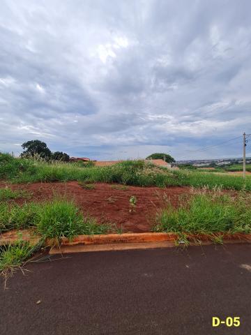 Terrenos / Lote em Santa Cruz do Rio Pardo 