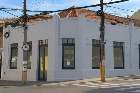 Santa Cruz do Rio Pardo Centro Comercial Locacao R$ 3.700,00  Area do terreno 75.00m2 Area construida 75.00m2