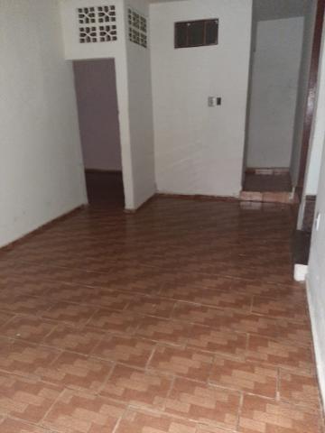 Alugar Comerciais / Galpão em Santa Cruz do Rio Pardo R$ 850,00 - Foto 4