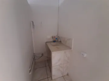 Alugar Comerciais / Sala Comercial em Santa Cruz do Rio Pardo R$ 1.000,00 - Foto 4