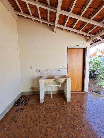 Comprar Residenciais / Casas em Santa Cruz do Rio Pardo R$ 500.000,00 - Foto 13