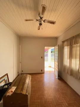 Comprar Residenciais / Casas em Santa Cruz do Rio Pardo R$ 750.000,00 - Foto 5