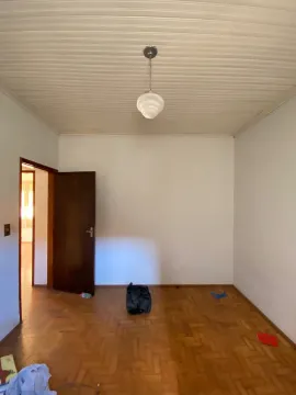 Comprar Residenciais / Casas em Santa Cruz do Rio Pardo R$ 600.000,00 - Foto 6
