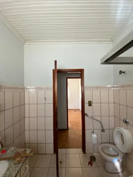 Comprar Residenciais / Casas em Santa Cruz do Rio Pardo R$ 600.000,00 - Foto 10