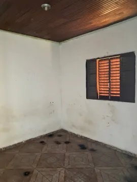 Comprar Residenciais / Casas em Santa Cruz do Rio Pardo R$ 165.000,00 - Foto 8