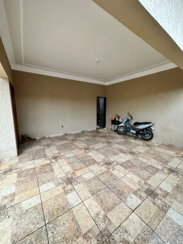 Comprar Residenciais / Casas em Santa Cruz do Rio Pardo R$ 420.000,00 - Foto 3