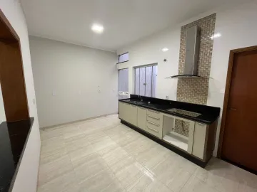 Alugar Residenciais / Casas em Santa Cruz do Rio Pardo R$ 1.600,00 - Foto 8