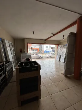 Alugar Comerciais / Galpão em Santa Cruz do Rio Pardo R$ 5.000,00 - Foto 3
