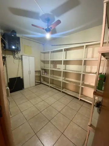 Alugar Comerciais / Galpão em Santa Cruz do Rio Pardo R$ 5.000,00 - Foto 17