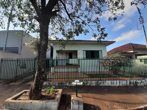Santa Cruz do Rio Pardo Centro Casa Locacao R$ 2.500,00 3 Dormitorios 2 Vagas Area do terreno 250.00m2 