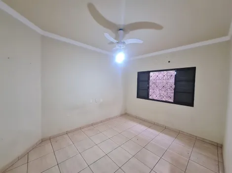 Alugar Residenciais / Casas em Santa Cruz do Rio Pardo R$ 2.500,00 - Foto 5