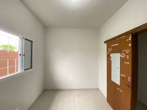 Alugar Residenciais / Casas em SANTA CRUZ DO RIO PARDO R$ 1.300,00 - Foto 10