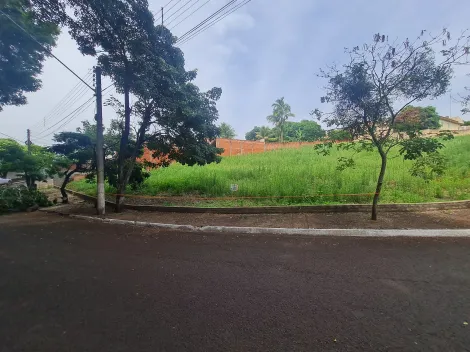 Terrenos / Lote em Santa Cruz do Rio Pardo 