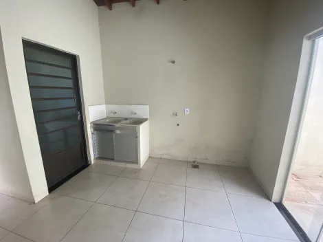 Alugar Residenciais / Casas em Santa Cruz do Rio Pardo R$ 2.100,00 - Foto 18