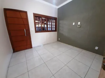 Alugar Residenciais / Casas em Santa Cruz do Rio Pardo R$ 1.150,00 - Foto 3