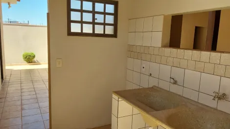 Alugar Residenciais / Casas em Santa Cruz do Rio Pardo R$ 2.800,00 - Foto 16