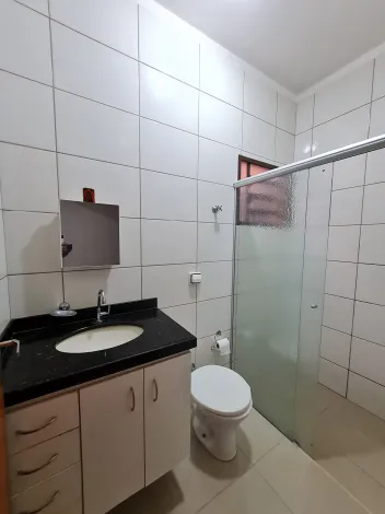 Alugar Residenciais / Casas em Santa Cruz do Rio Pardo R$ 1.200,00 - Foto 9