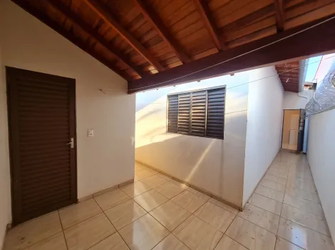 Alugar Residenciais / Casas em Santa Cruz do Rio Pardo R$ 1.200,00 - Foto 15