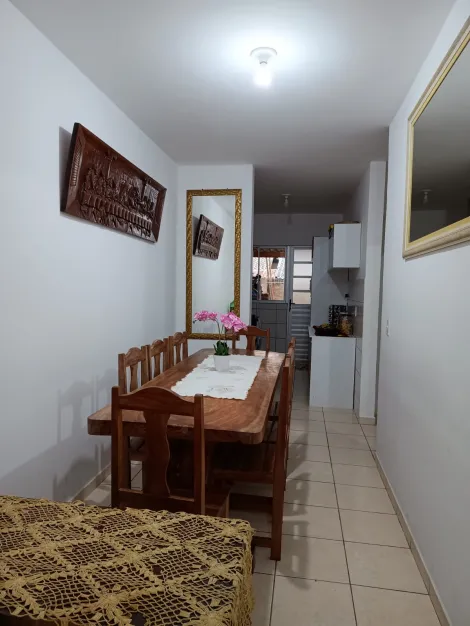 Comprar Residenciais / Casas em Santa Cruz do Rio Pardo R$ 195.000,00 - Foto 4