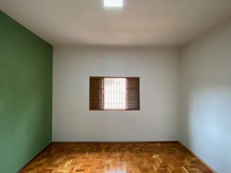 Alugar Residenciais / Casas em Santa Cruz do Rio Pardo R$ 1.700,00 - Foto 13