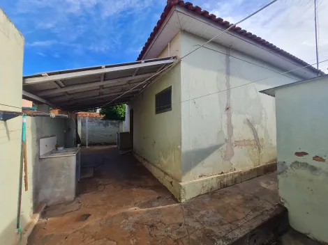 Comprar Residenciais / Casas em Santa Cruz do Rio Pardo R$ 250.000,00 - Foto 14