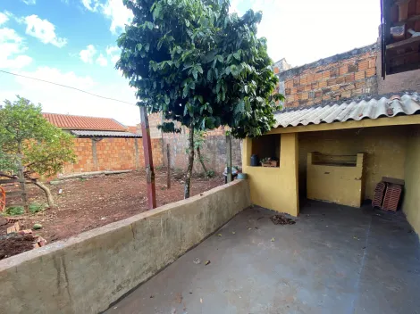 Comprar Residenciais / Casas em Santa Cruz do Rio Pardo R$ 100.000,00 - Foto 15