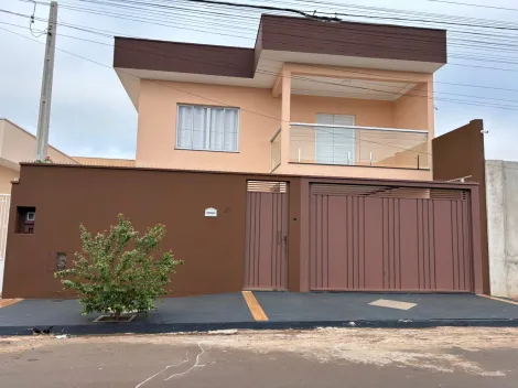 Residenciais / Casas em Santa Cruz do Rio Pardo , Comprar por R$850.000,00