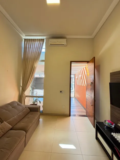 Comprar Residenciais / Casas em Santa Cruz do Rio Pardo R$ 630.000,00 - Foto 5