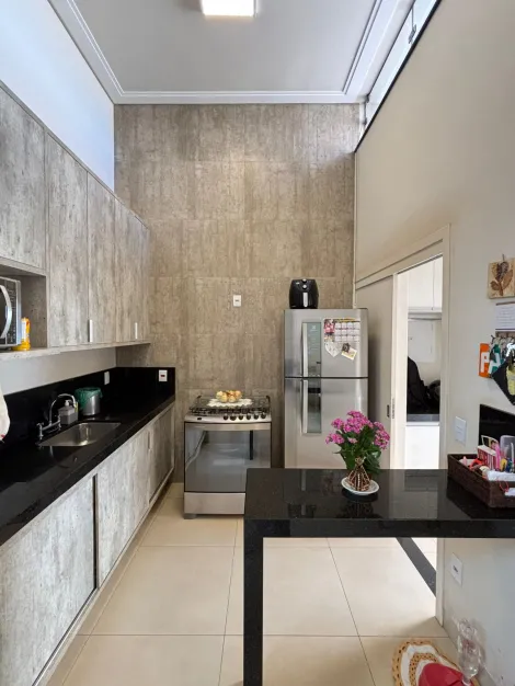 Comprar Residenciais / Casas em Santa Cruz do Rio Pardo R$ 630.000,00 - Foto 6