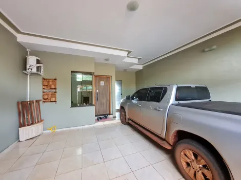 Residenciais / Casas em Santa Cruz do Rio Pardo , Comprar por R$390.000,00