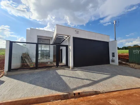 Alugar Residenciais / Casas em Santa Cruz do Rio Pardo. apenas R$ 1.350.000,00