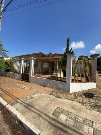 Santa Cruz do Rio Pardo Centro Comercial Locacao R$ 3.500,00  Area do terreno 200.00m2 
