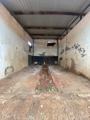 Alugar Comerciais / Galpão em Santa Cruz do Rio Pardo R$ 3.500,00 - Foto 3